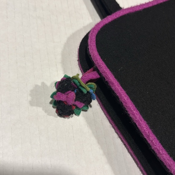 ⬇️🔥Lulu Guinness felt purse - Picture 6 of 10